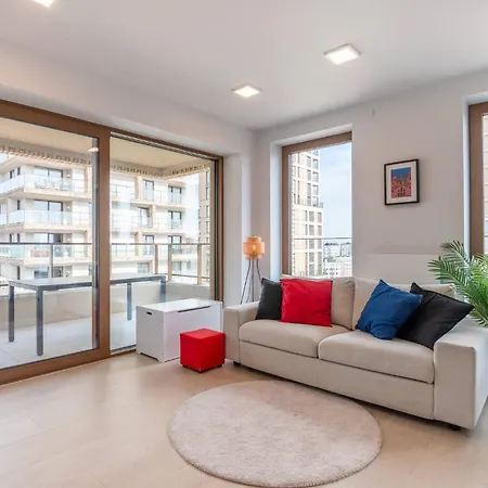 Perfectly Situated With Amazing Views