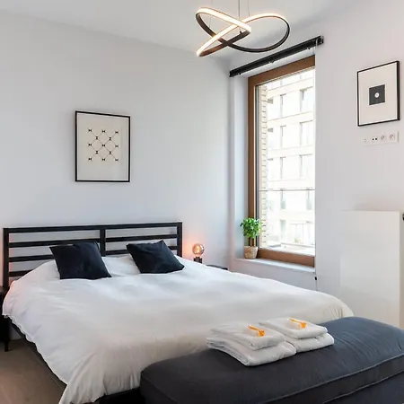 Perfectly Situated With Amazing Views 오스텐드