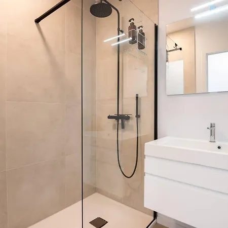 Perfectly Situated With Amazing Views * Ostende