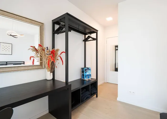 Perfectly Situated With Amazing Views * Ostende