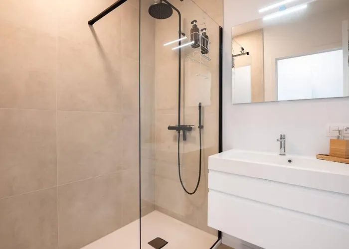 Perfectly Situated With Amazing Views * Ostende