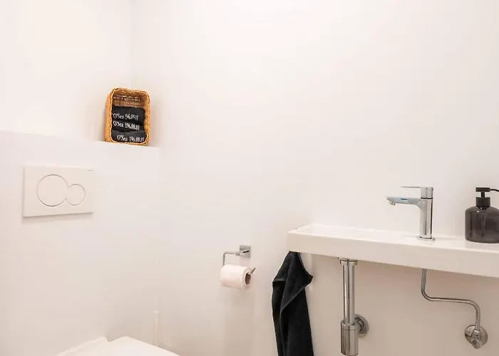 Apartment Perfectly Situated With Amazing Views Ostende