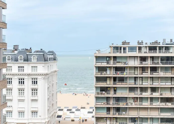 Perfectly Situated With Amazing Views Apartment Ostende
